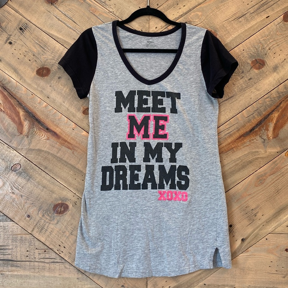 Meet Me In My Dreams Sleep Shirt L (Jrs) or S (Wms)